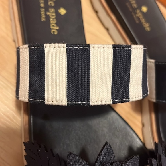 Kate spade women’s navy sandals 9.5 - Picture 4 of 12
